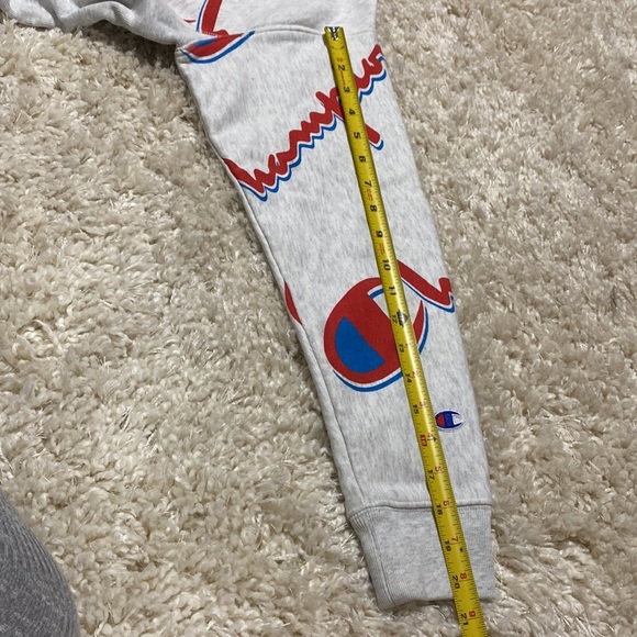 Gray Champion Logo crew neck cotton sweater, size medium - Picture 10 of 10